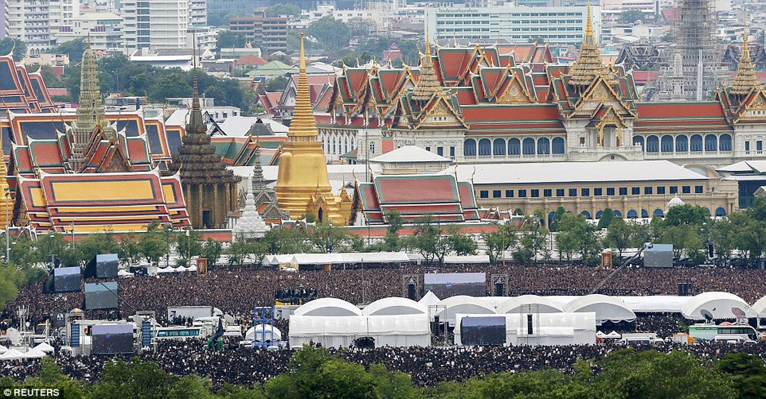 Anh: 150.000 dan Thai Lan hat tuong nho co Nha vua-Hinh-2
